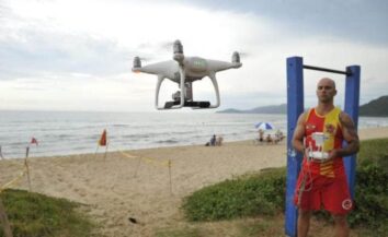 Bombeiros começam testes com drones para salvamento aquático em Itajaí